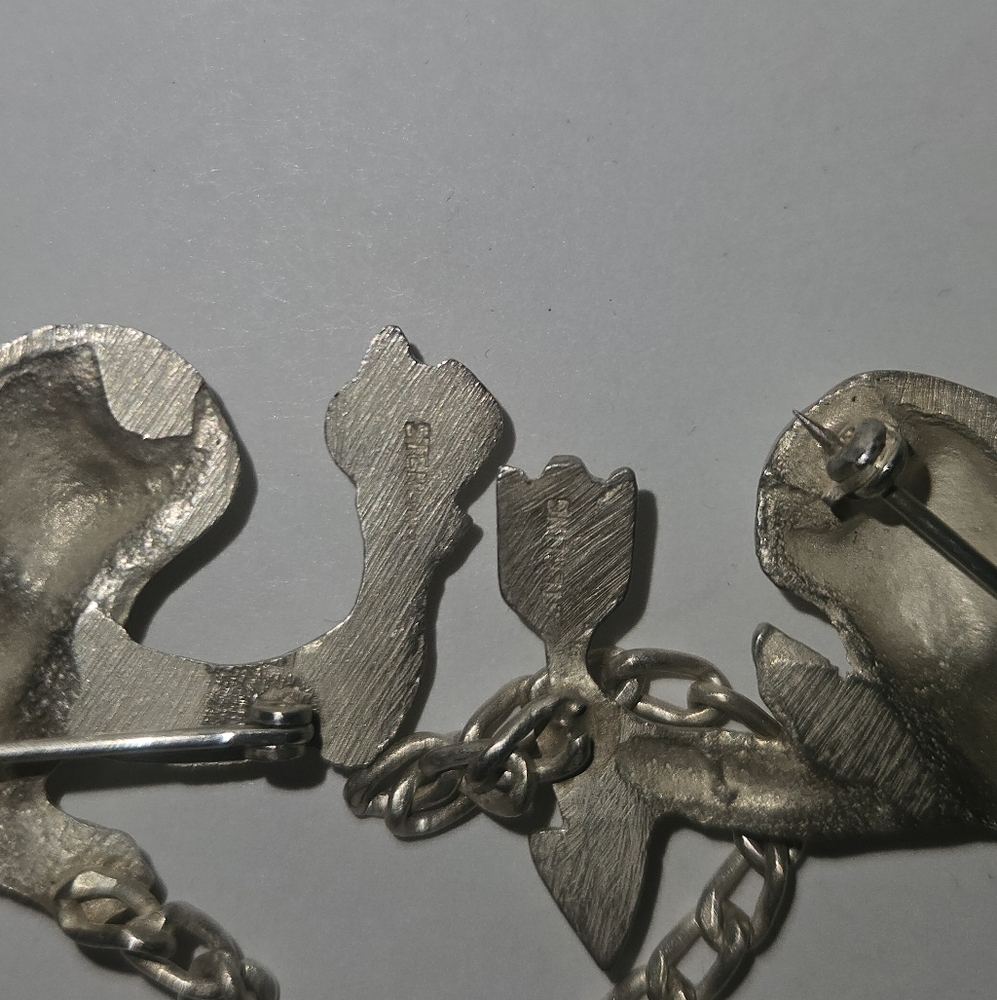 Vintage 1940's Sterling Silver Cherub Figurine Brooch With Original Chain - Picture 3 of 5